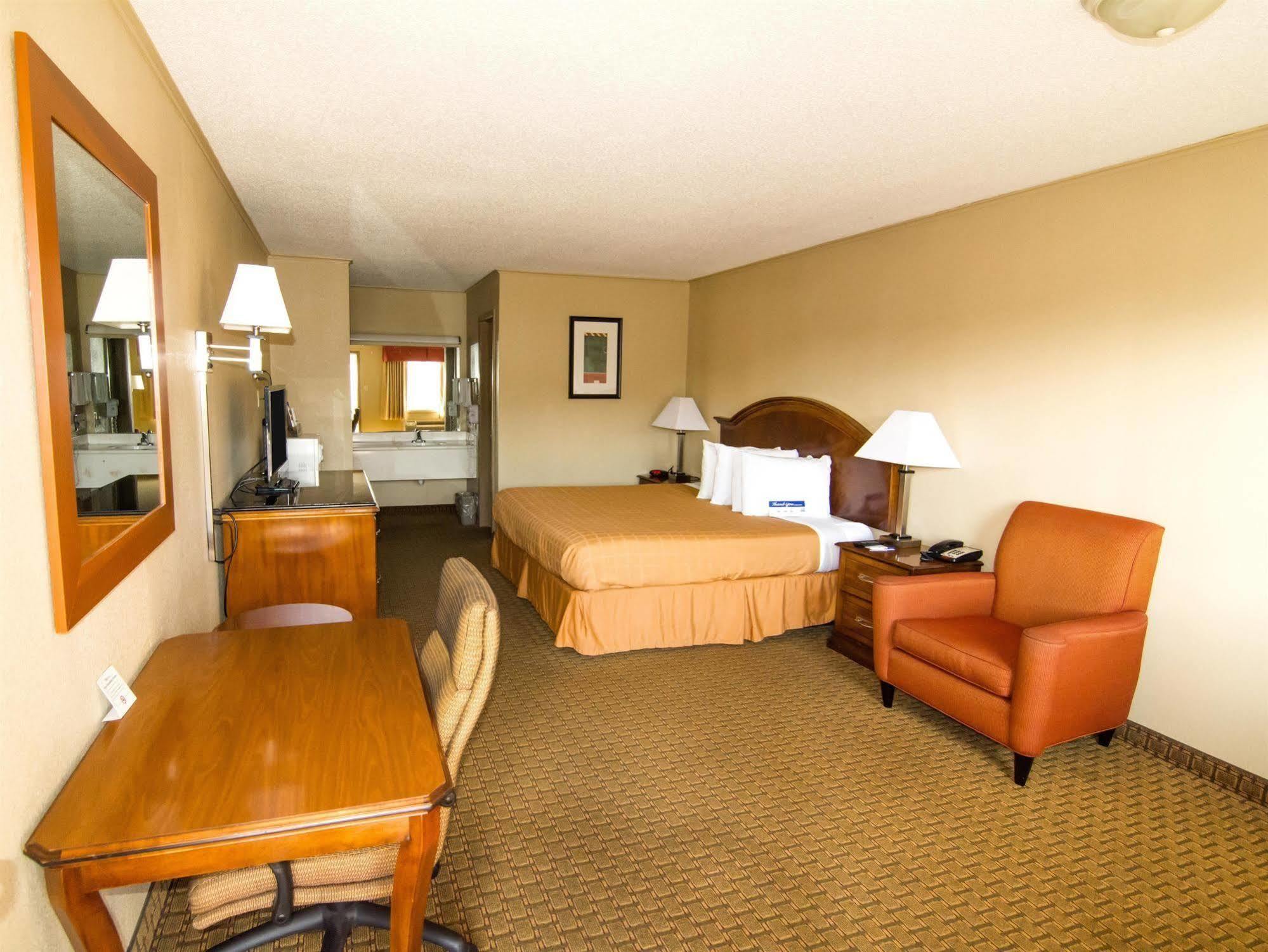 Red Roof Inn Buffalo, Tx Exterior foto